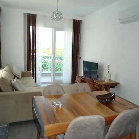 Exodus Mahmutlar B Blok Apartment
